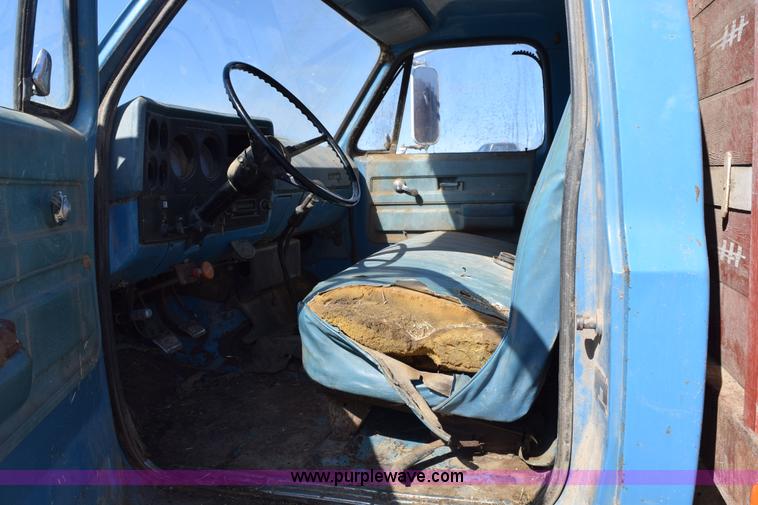 image for item K2482 1974 Chevrolet C60 grain truck