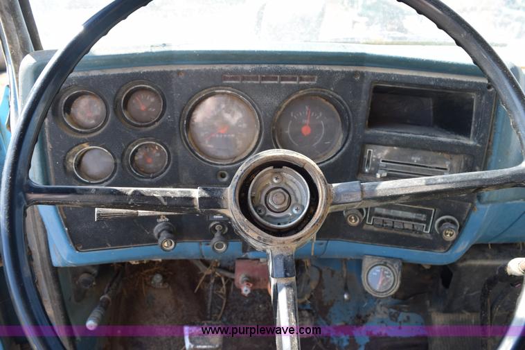 image for item K2482 1974 Chevrolet C60 grain truck