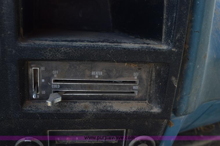 image for item K2482 1974 Chevrolet C60 grain truck