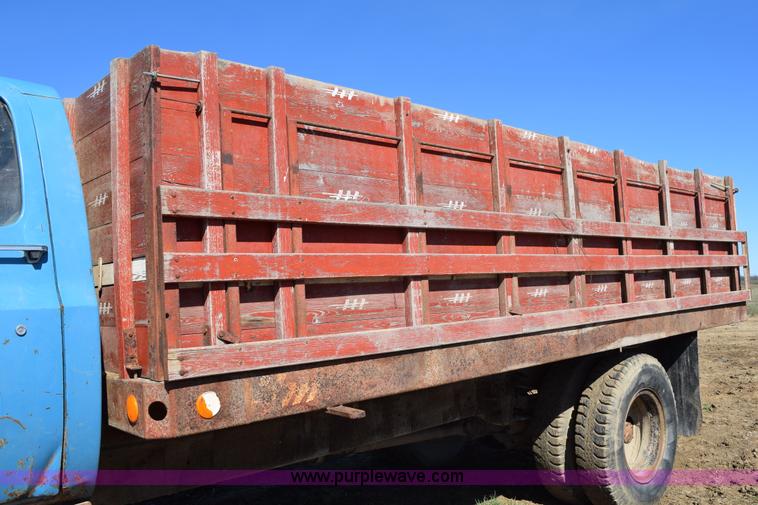 image for item K2482 1974 Chevrolet C60 grain truck