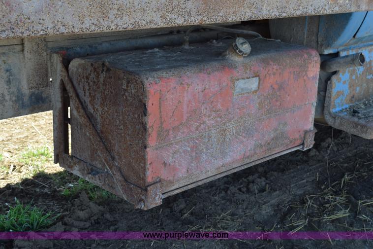 image for item K2482 1974 Chevrolet C60 grain truck