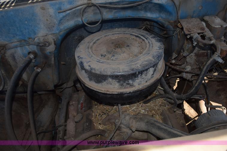 image for item K2482 1974 Chevrolet C60 grain truck