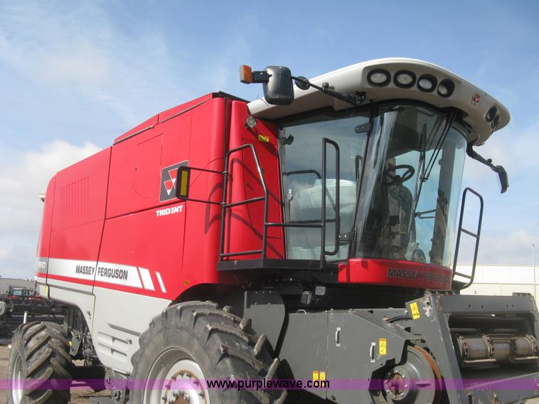 image for item K2999 2011 Massey Ferguson 9560 combine