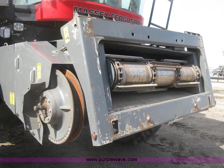 image for item K2999 2011 Massey Ferguson 9560 combine