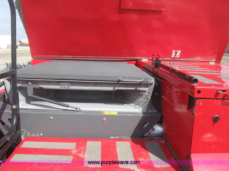 image for item K2999 2011 Massey Ferguson 9560 combine