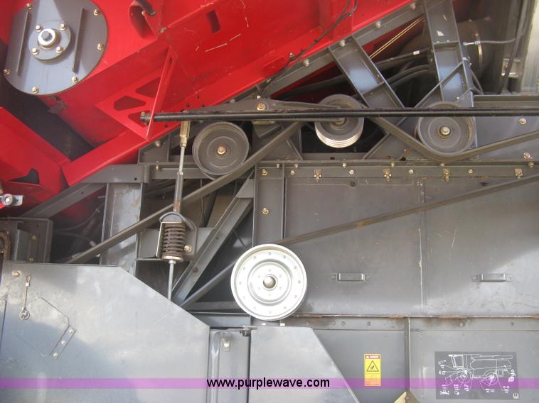 image for item K2999 2011 Massey Ferguson 9560 combine