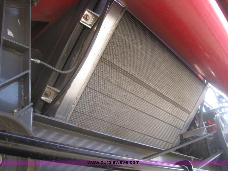 image for item K2999 2011 Massey Ferguson 9560 combine