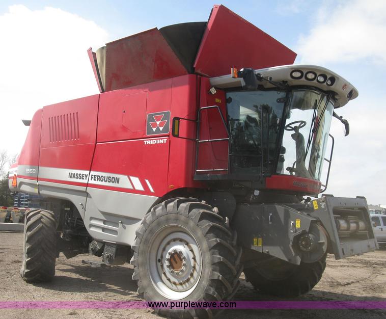 image for item K2999 2011 Massey Ferguson 9560 combine