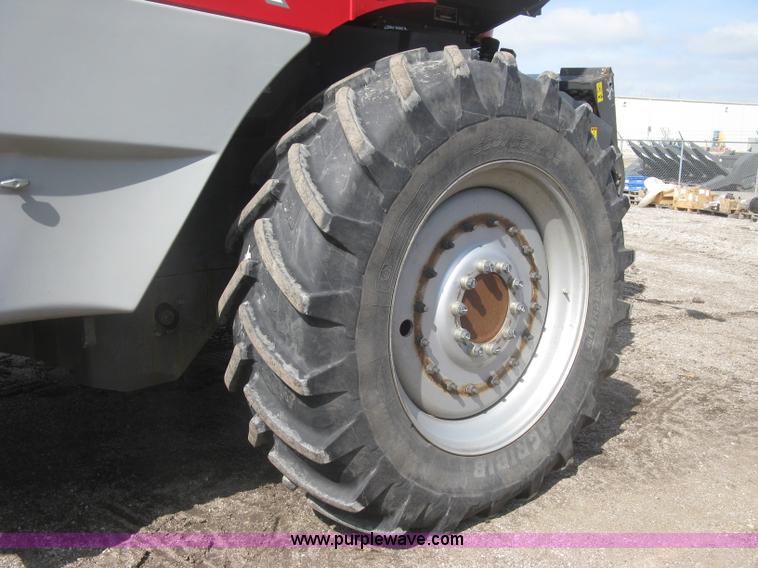 image for item K2999 2011 Massey Ferguson 9560 combine