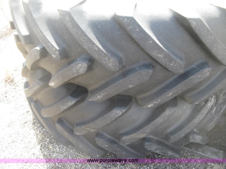 image for item K2999 2011 Massey Ferguson 9560 combine