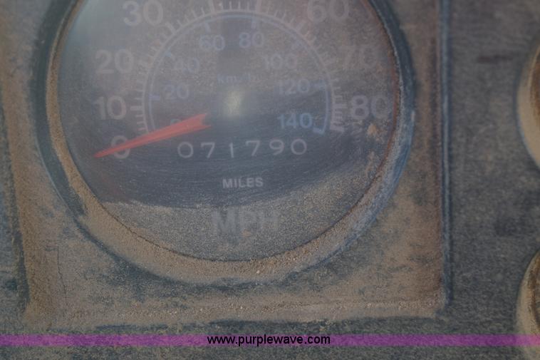 image for item K3204 1979 International S1624 feed truck