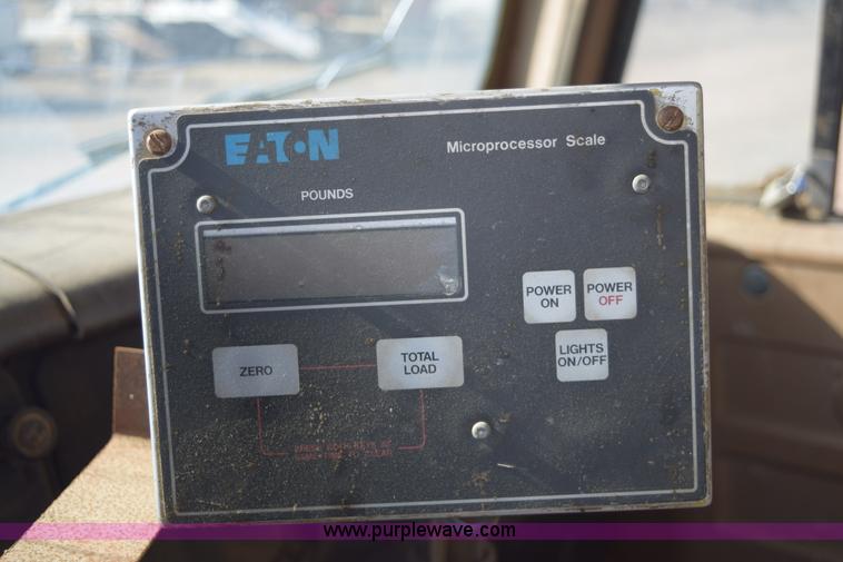 image for item K3204 1979 International S1624 feed truck