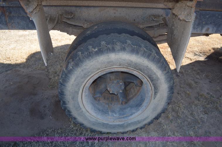 image for item K3204 1979 International S1624 feed truck