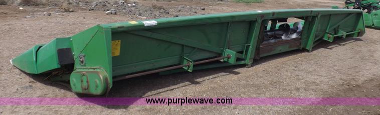 image for item K3773 John Deere 1243 corn head
