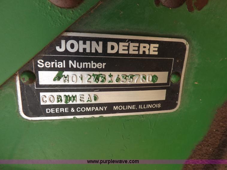 image for item K3773 John Deere 1243 corn head