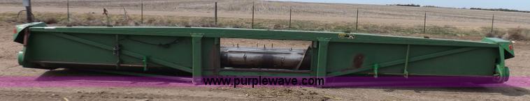 image for item K3774 John Deere 1253A row crop head