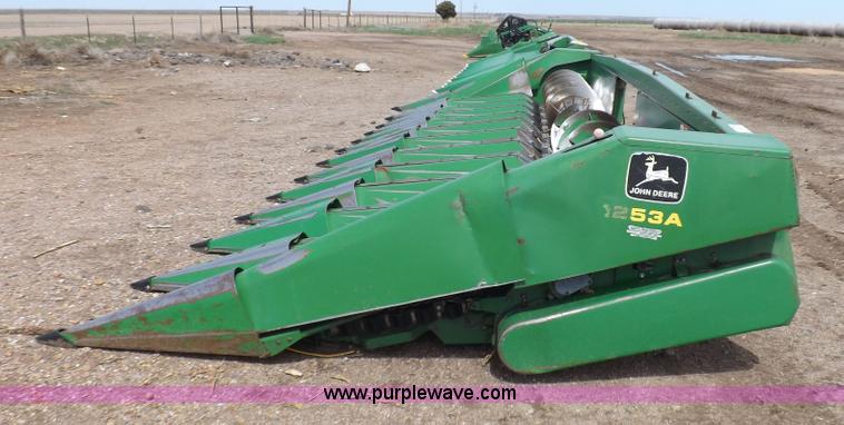 image for item K3774 John Deere 1253A row crop head