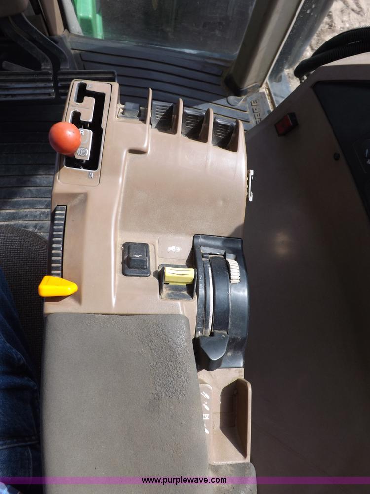 image for item K3788 1995 John Deere 8300 MFWD tractor