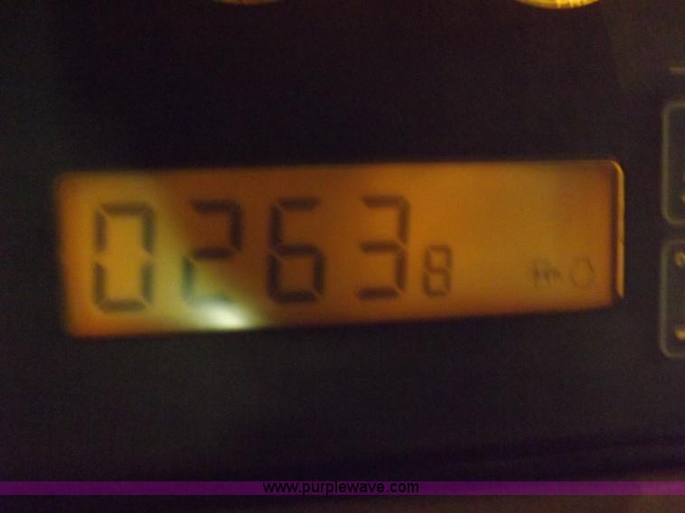 image for item K3788 1995 John Deere 8300 MFWD tractor