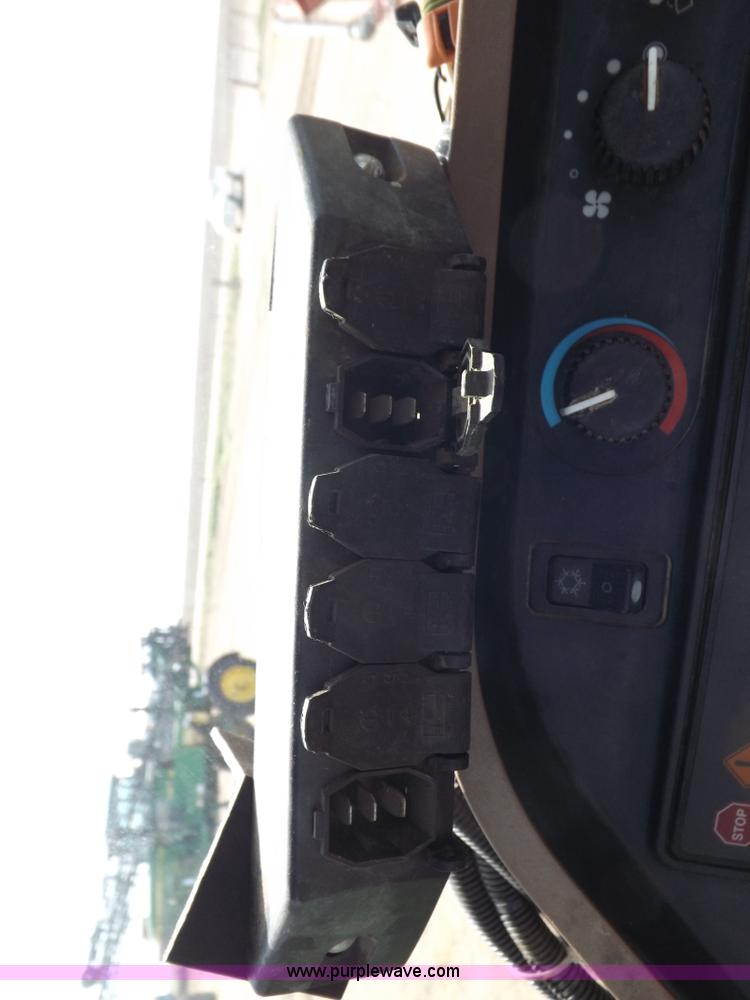 image for item K3788 1995 John Deere 8300 MFWD tractor