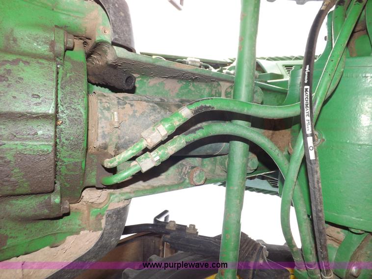 image for item K3788 1995 John Deere 8300 MFWD tractor