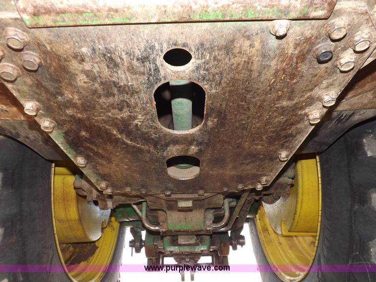 image for item K3788 1995 John Deere 8300 MFWD tractor