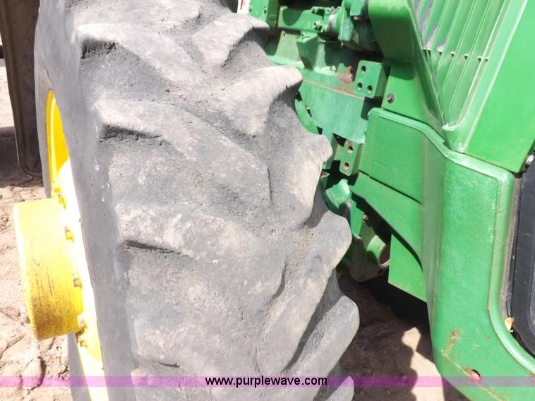 image for item K3788 1995 John Deere 8300 MFWD tractor