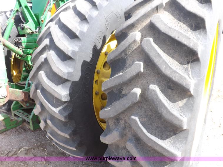 image for item K3788 1995 John Deere 8300 MFWD tractor