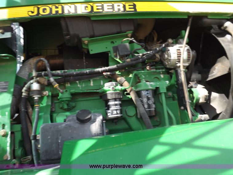 image for item K3789 1998 John Deere 4700 self-propelled sprayer