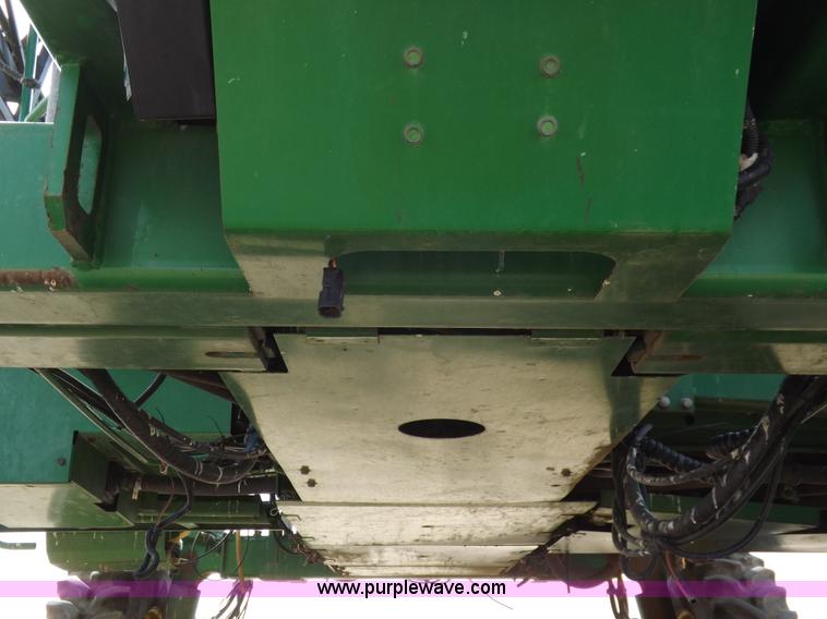 image for item K3789 1998 John Deere 4700 self-propelled sprayer