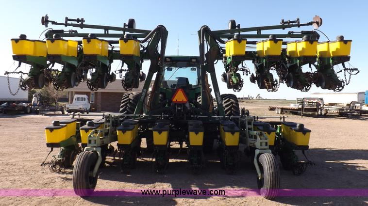 image for item K3790 John Deere planter