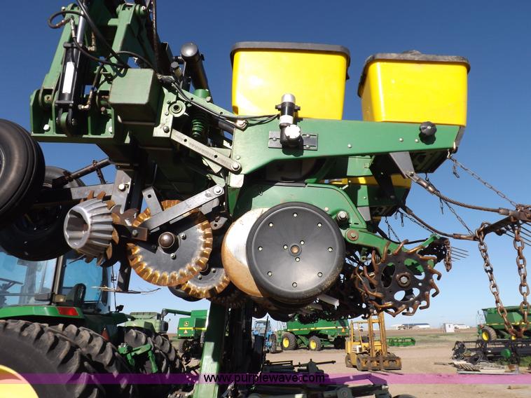 image for item K3790 John Deere planter