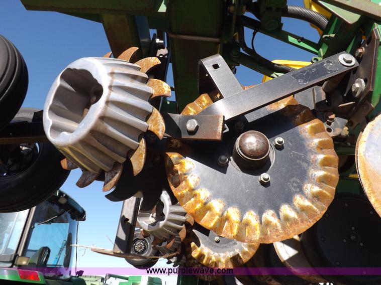 image for item K3790 John Deere planter