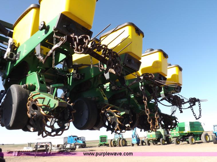 image for item K3790 John Deere planter
