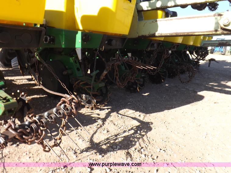 image for item K3790 John Deere planter