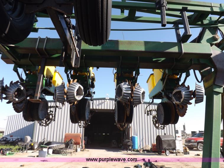 image for item K3790 John Deere planter