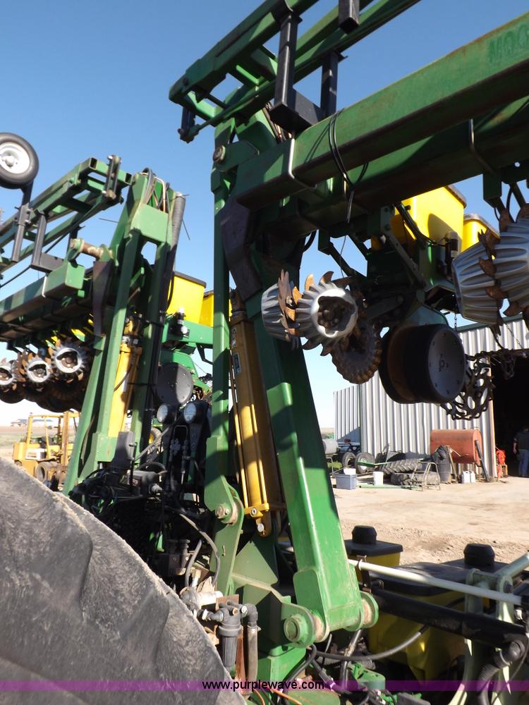 image for item K3790 John Deere planter