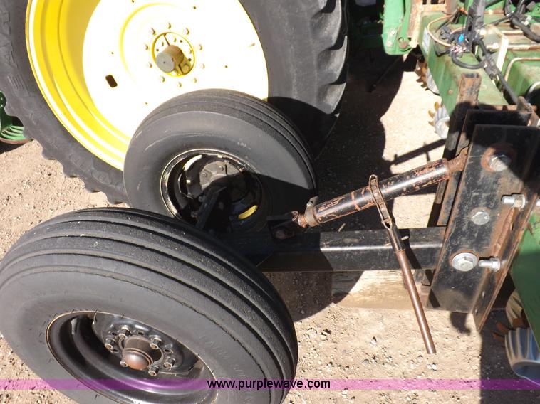 image for item K3790 John Deere planter