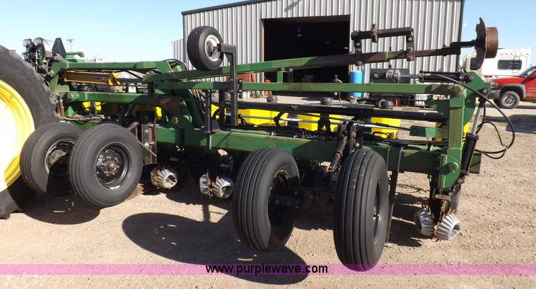 image for item K3790 John Deere planter