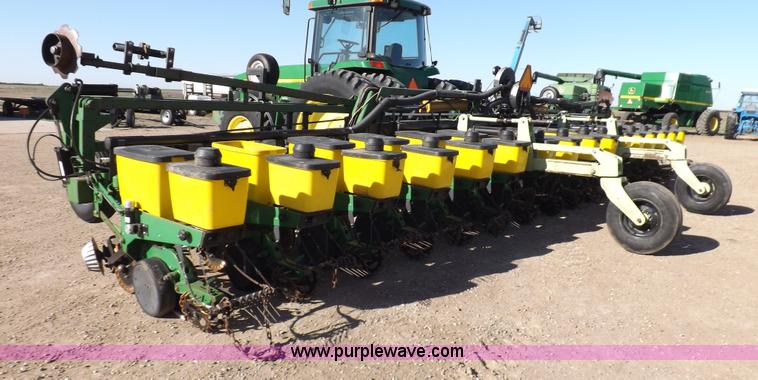 image for item K3790 John Deere planter