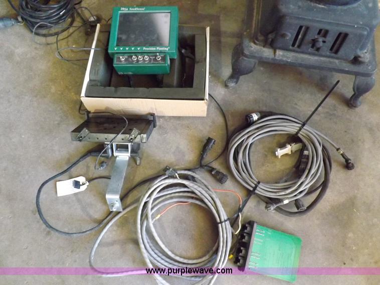 image for item K3790 John Deere planter