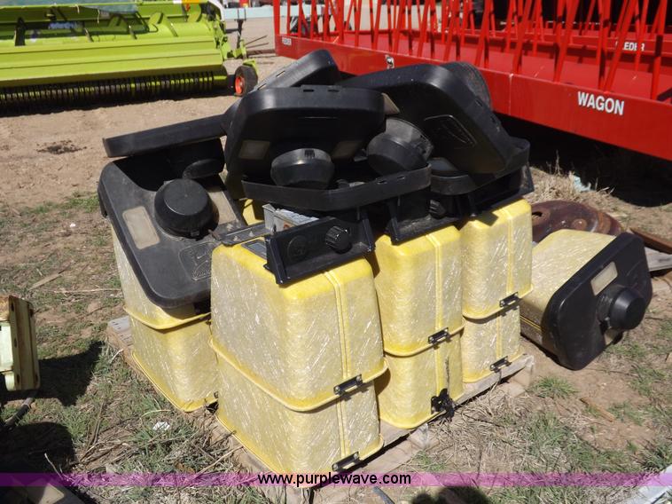 image for item K3790 John Deere planter