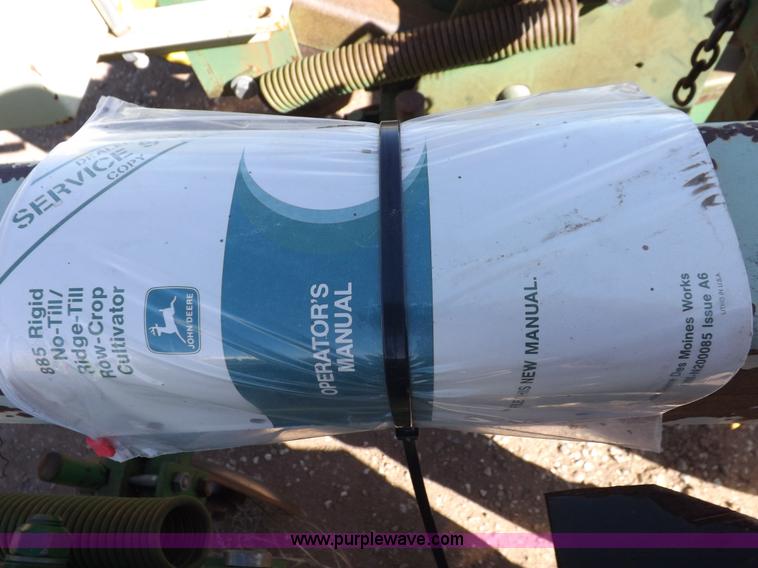 image for item K3791 John Deere 885 rigid no-till/ridge till cultivator