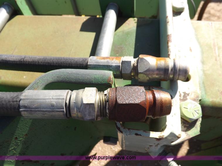 image for item K3791 John Deere 885 rigid no-till/ridge till cultivator