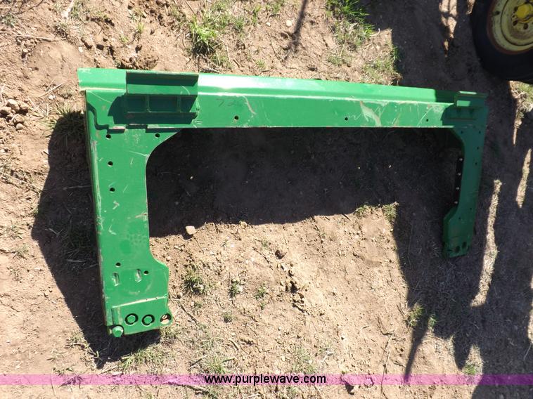 image for item K3792 John Deere tilt feeder house bracket