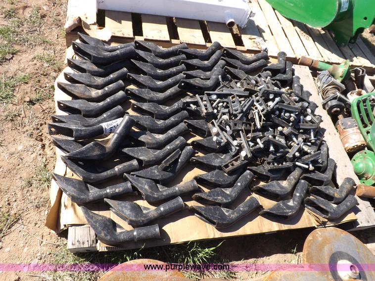 image for item K3799 (60) cast planter seed boots