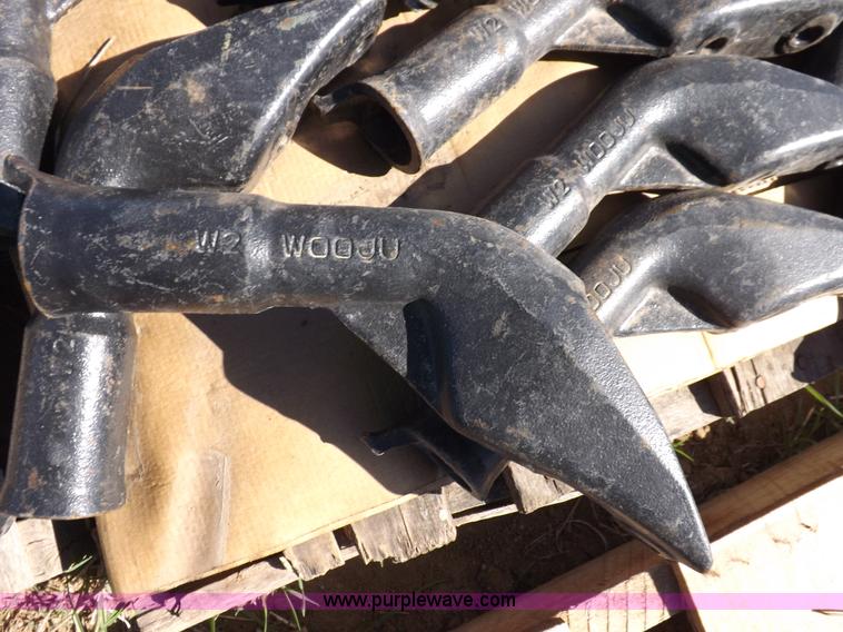 image for item K3799 (60) cast planter seed boots