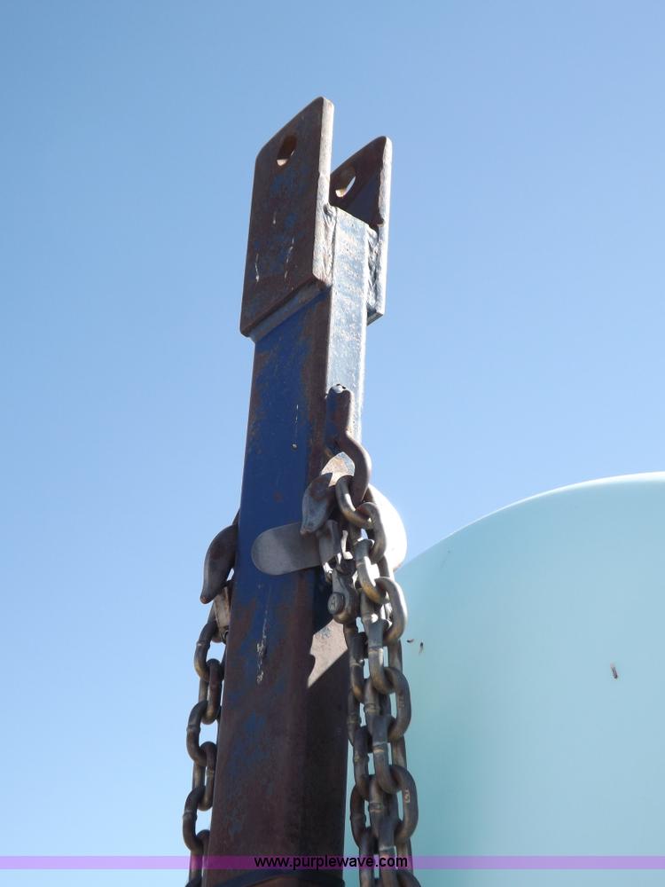 image for item K3800 Duo Lift fertilizer tank/dolly