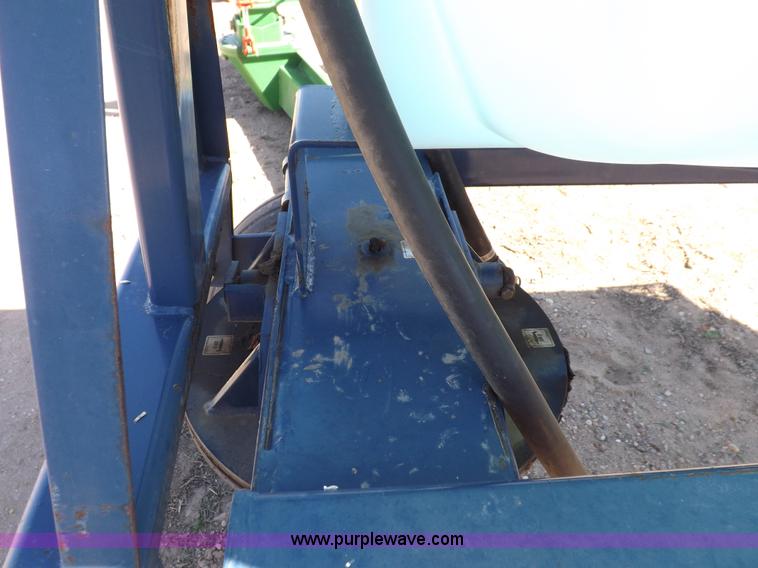 image for item K3800 Duo Lift fertilizer tank/dolly