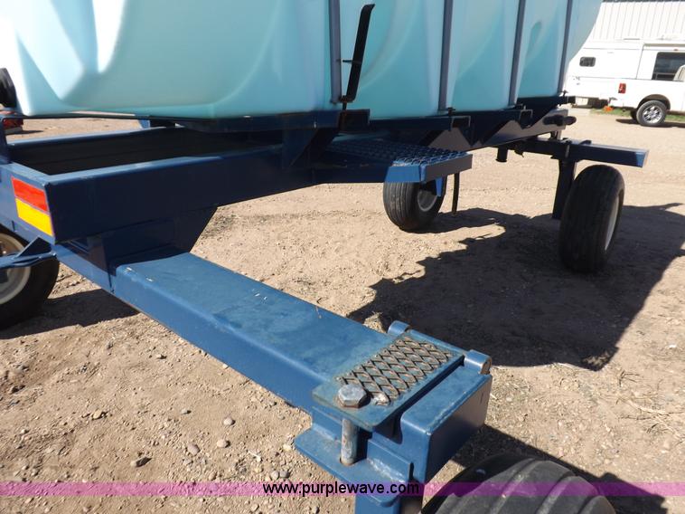 image for item K3800 Duo Lift fertilizer tank/dolly